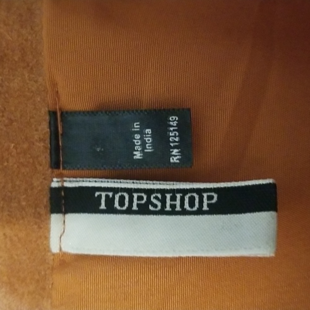 TOP OF THE LINE❣️TOPSHOP leather suede mini skirt. Size 4 - Picture 10 of 12